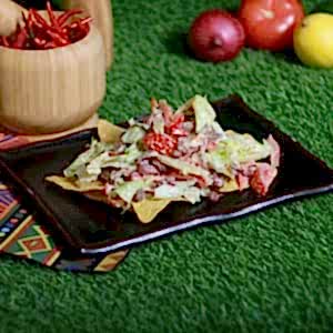 Мексиканский салат с говядиной